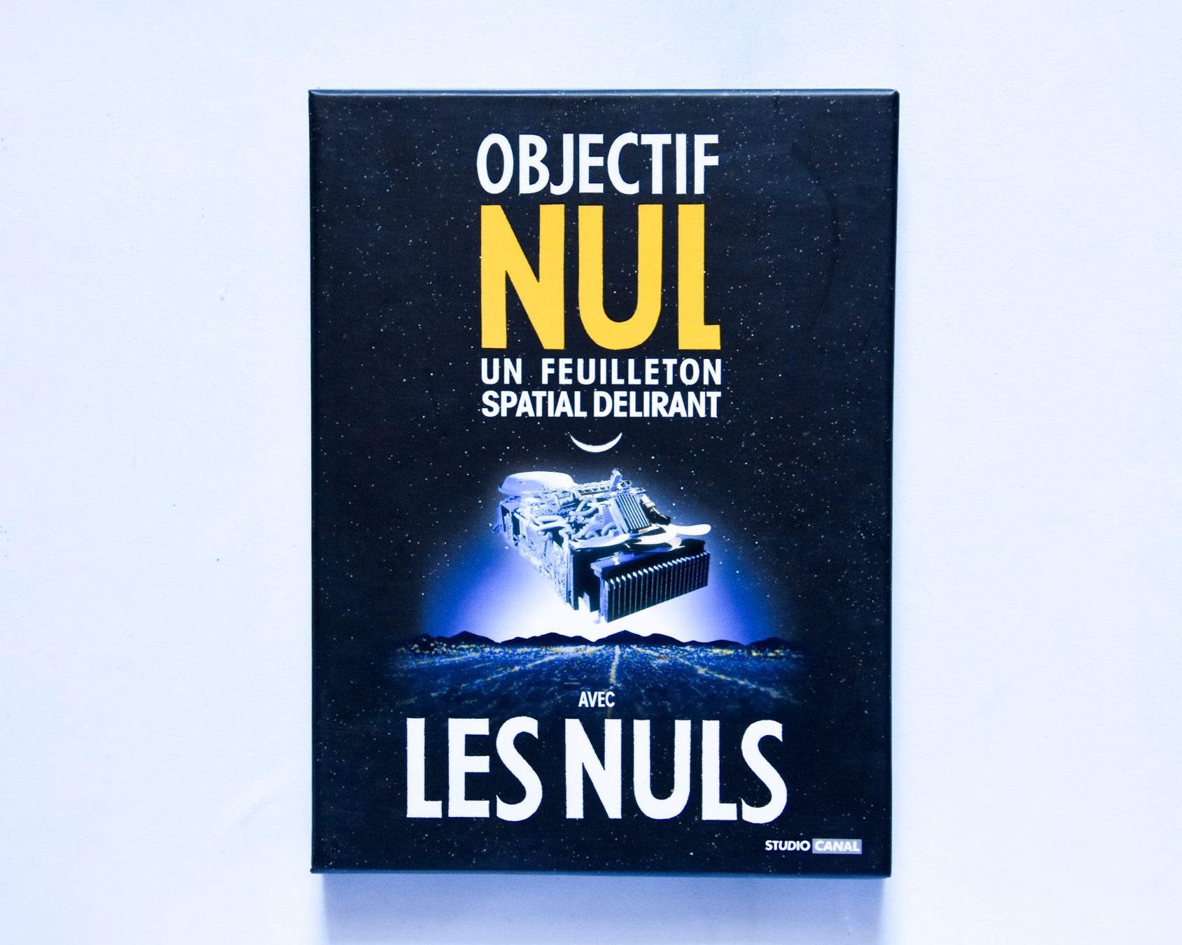 Tutti i DVDs: Les Nuls - Objectif Nul (2 DVD) – Usato da Belmont-sur-Yverdon venduto da bichet02
