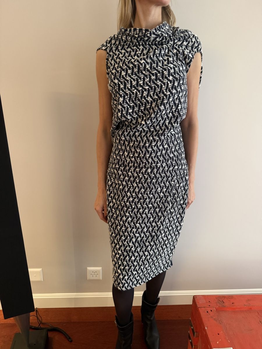 Completi & Tailleur: Roland Mouret Costume à franges brodées – Nuovo (secondo la descrizione) da Genève venduto da iry_67wr 2