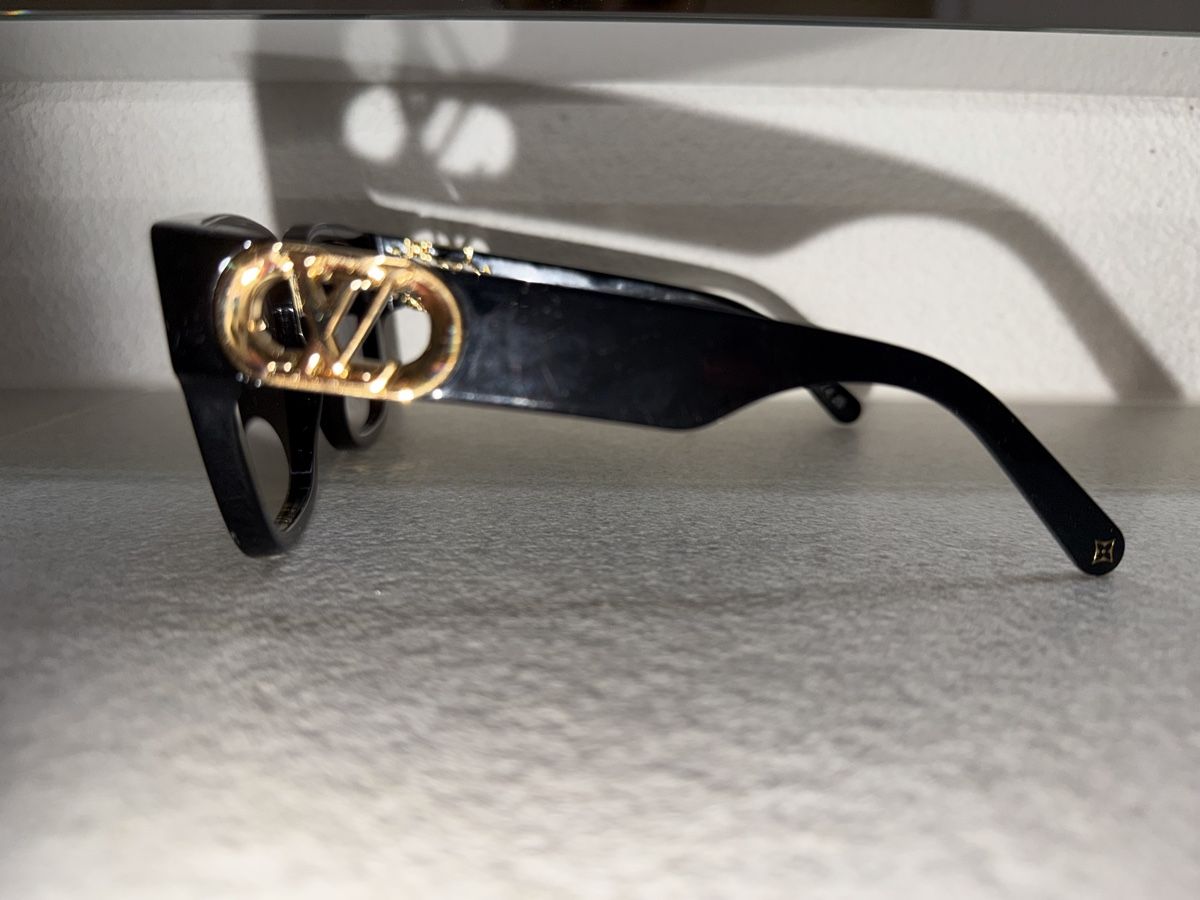 Louis Vuitton Occhiali & Lenti: Louis Vuitton Sonnenbrille Damen – Usato da Zug venduto da miami88mami 1