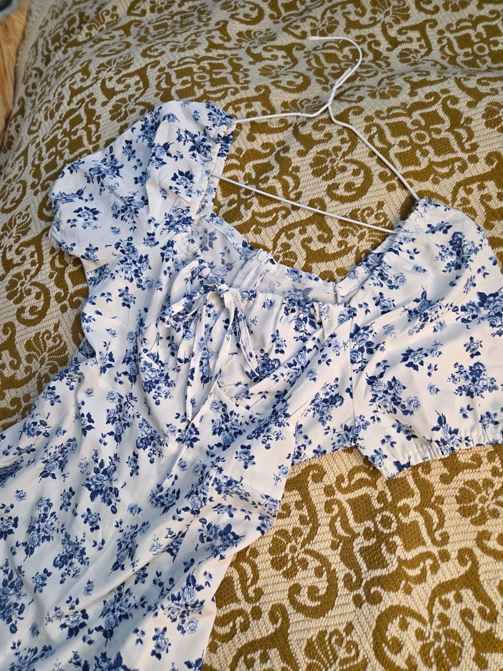 Kleider: geblümtes Kleid – Gebraucht aus Leissigen von ali_k9v8 1