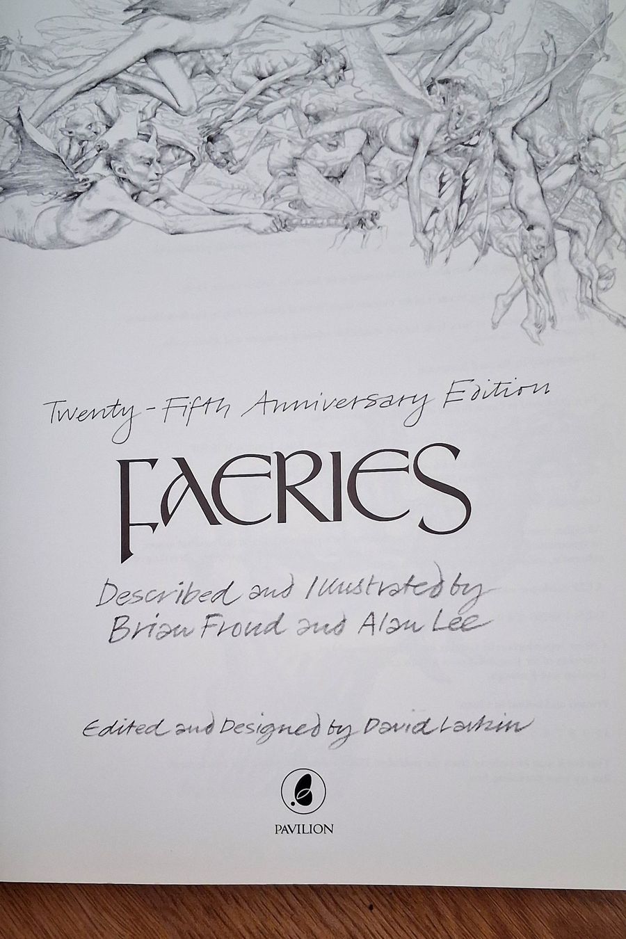 Livres: Fantasy-Kunstbuch "Faeries - Anniversary Edition (2002)" – D'occasion à Kloten par Frigo_1 2