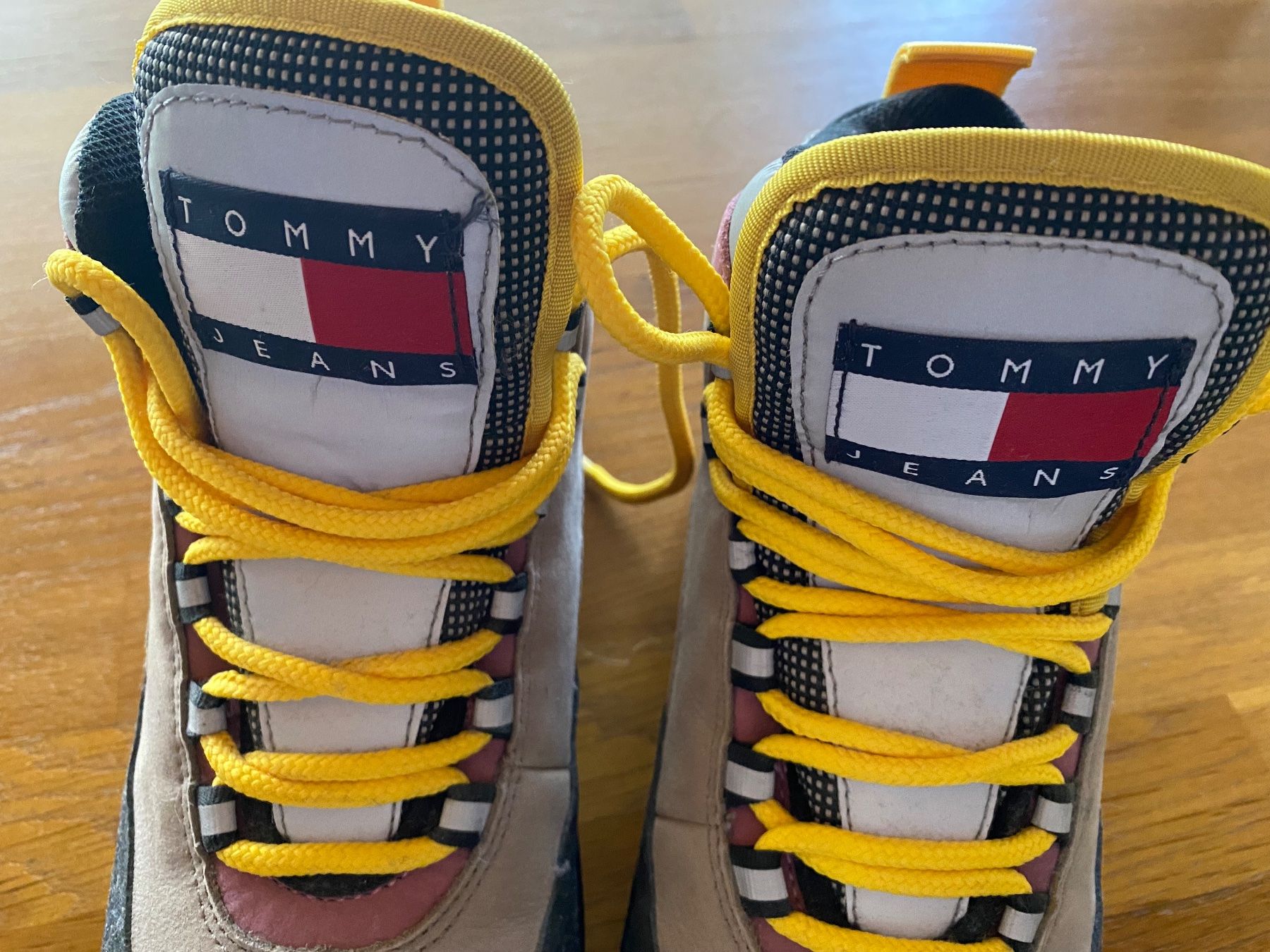 Tommy Hilfiger Scarpe da donna: Wanderschuhe  Gr.36 TOMMY HILFIGER – Nuovo (secondo la descrizione) da Bösingen venduto da Trigusik