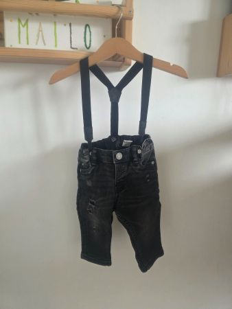 Schicke H&M Jeans mit Hosenträger, Grösse 68, Top Zustand