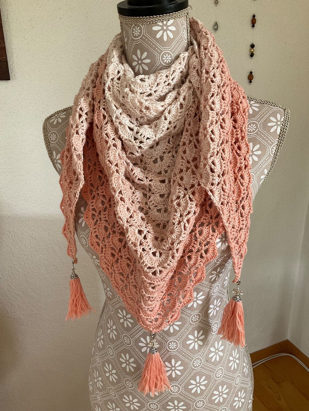 Foulard & Sciarpe: Luftiges (Mädchen) Tuch – Nuovo (secondo la descrizione) da Neuhausen venduto da Mandala65