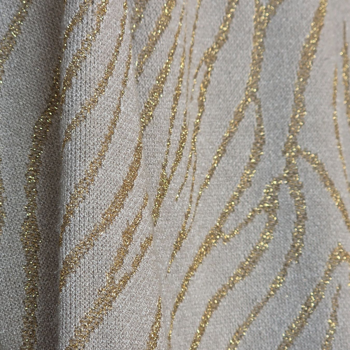 Maglioni & Felpe: 🐸 PULLOVER GOLD BEIGE SCHÖNES MUSTER – Nuovo (secondo la descrizione) da Môtier (Vully) venduto da Frogs 4