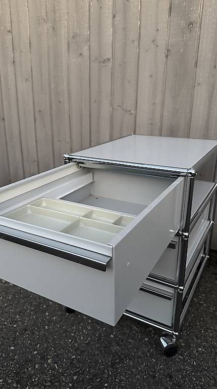 USM Korpus: USM Haller Container Korpus Lichtgrau Q2 – Gebraucht aus Schwarzenburg von sachsmeinname 2