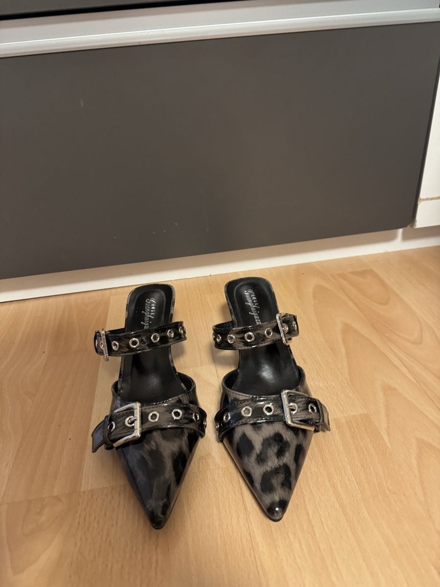 Scarpe da donna: Damenschuhe Grösse 39 Leopardenmuster  – Nuovo (secondo la descrizione) da Heiden venduto da Sarah139 1