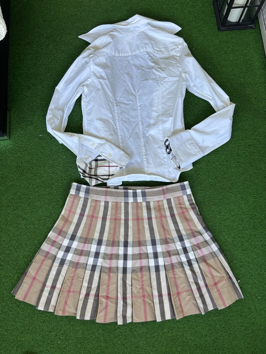 Burberry Lots de vêtements: BURBERRY Bluse mit Rock Gr.S – D'occasion à Zug par Biki72 5