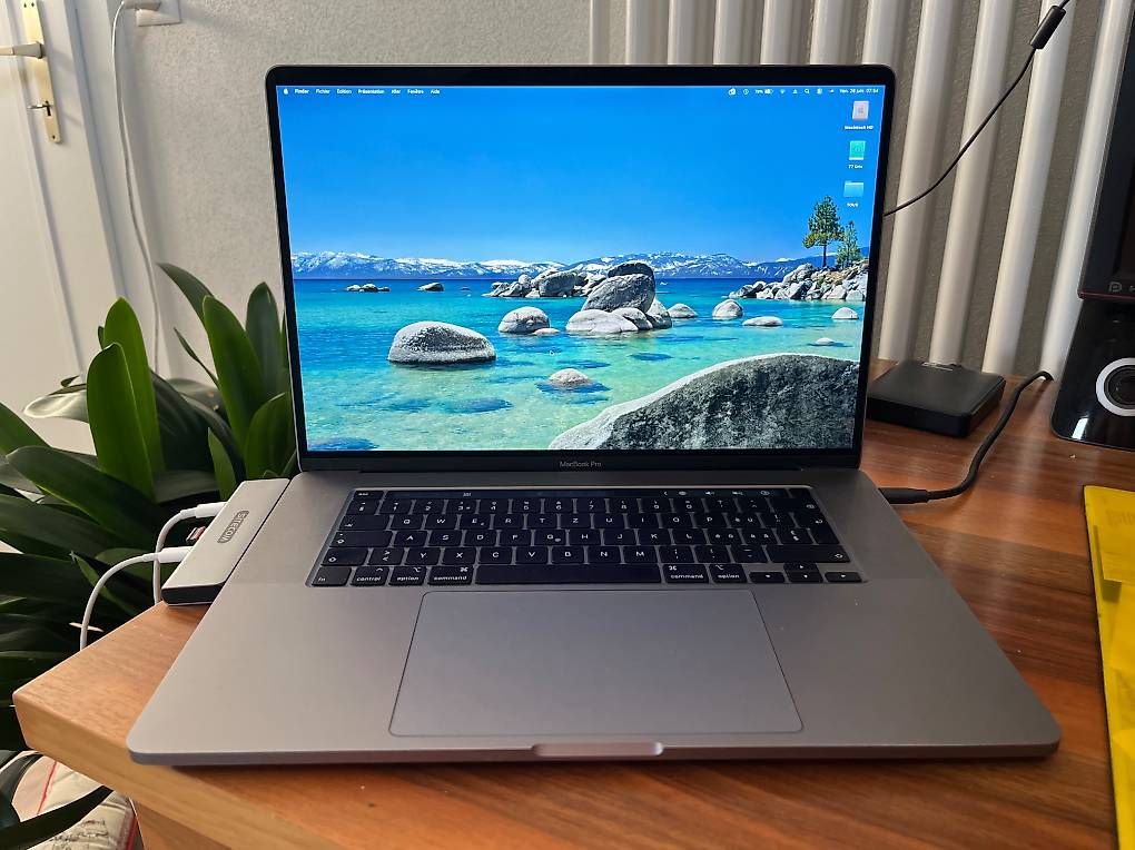 Portables: Mac book pro 16" – D'occasion à St-Prex par st-prex
