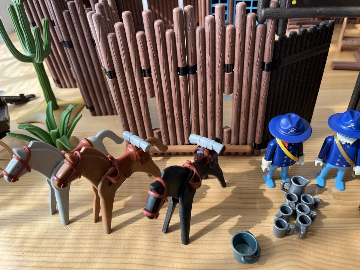 Playmobil Spielzeuge: Playmobil Westernfort Bravo – Gebraucht aus Frauenfeld von adj04 3