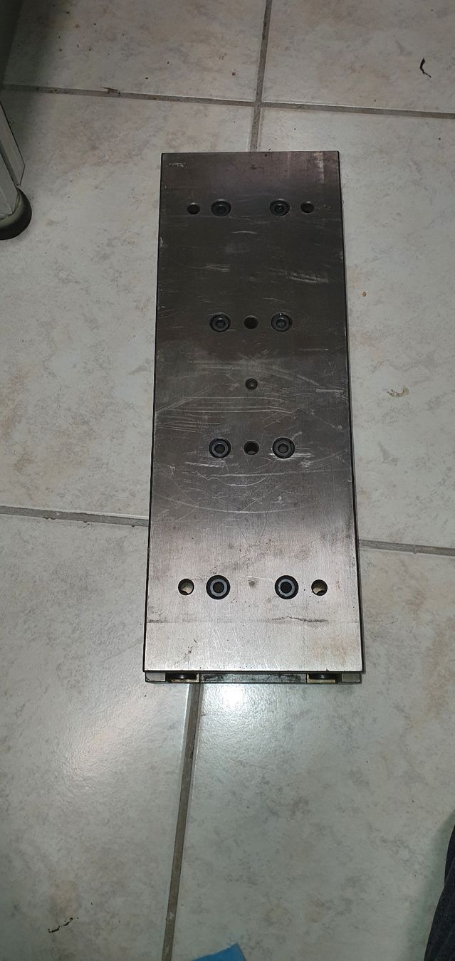 Cuscinetti a sfere: Table coulissante Schneeberger acier – Usato da Chailly-Montreux venduto da Zorro123 2