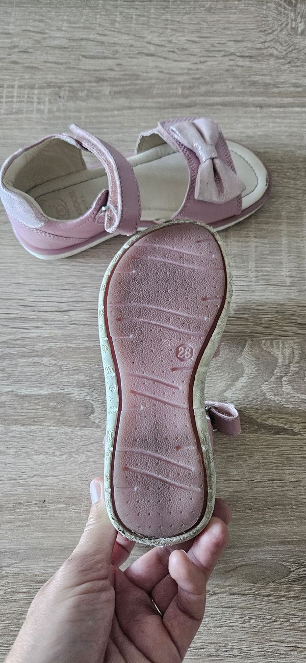 Chaussures filles: Sandale Gr. 28 Lasocki  – D'occasion à Kappel SO par bas_nkt9 2