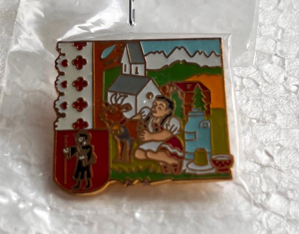 Placchette & Badge: Pin Simone Erni Kantonswappen Glarus – Usato da Obernau venduto da Wgnom
