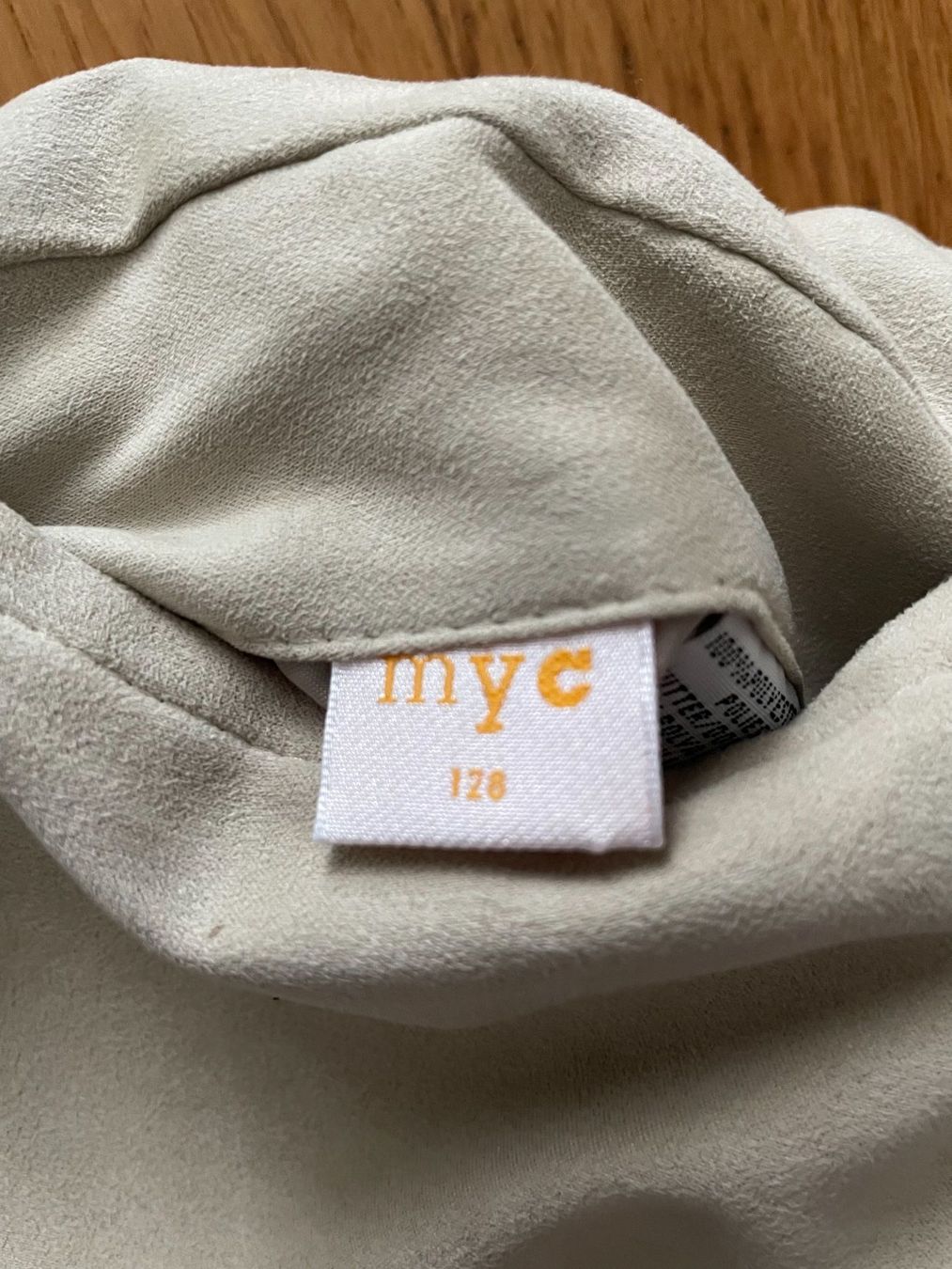 Altro abbigliamento per bambino: Gilet – Usato da Zürich venduto da sil_2kvt 6