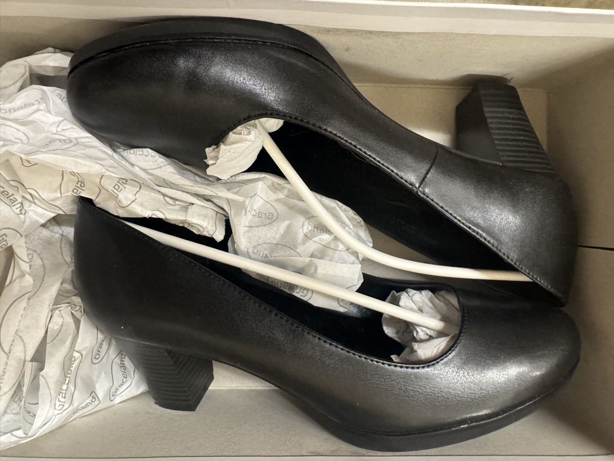 Graceland Scarpe da donna: Chaussures Graceland noir pointure 38 – Nuovo (secondo la descrizione) da Meyrin venduto da mai_pl7s