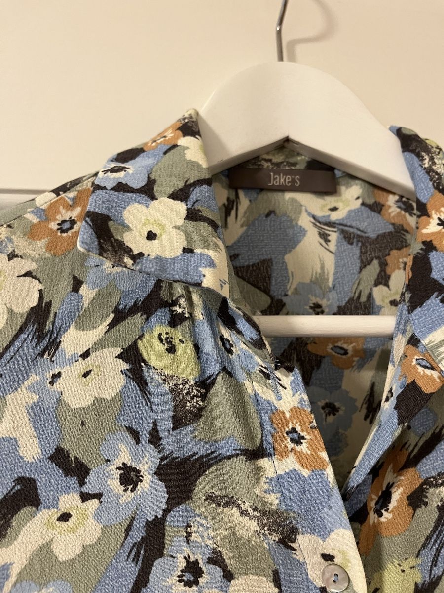 Blusen: Jake's Bluse Blumenmuster Flower Hemdbluse  – Neu (gemäss Beschreibung) aus Zürich von cla_99rd 3