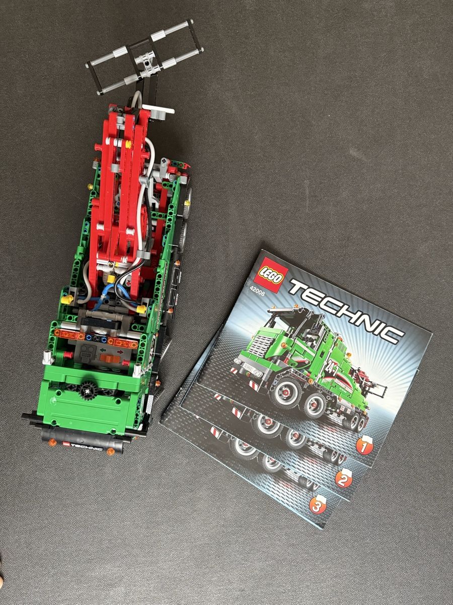 Lego Giocattoli: Lego Technic 42008 Service Truck - as built – Nuovo (secondo la descrizione) da Horgen venduto da thesilverarrow 4