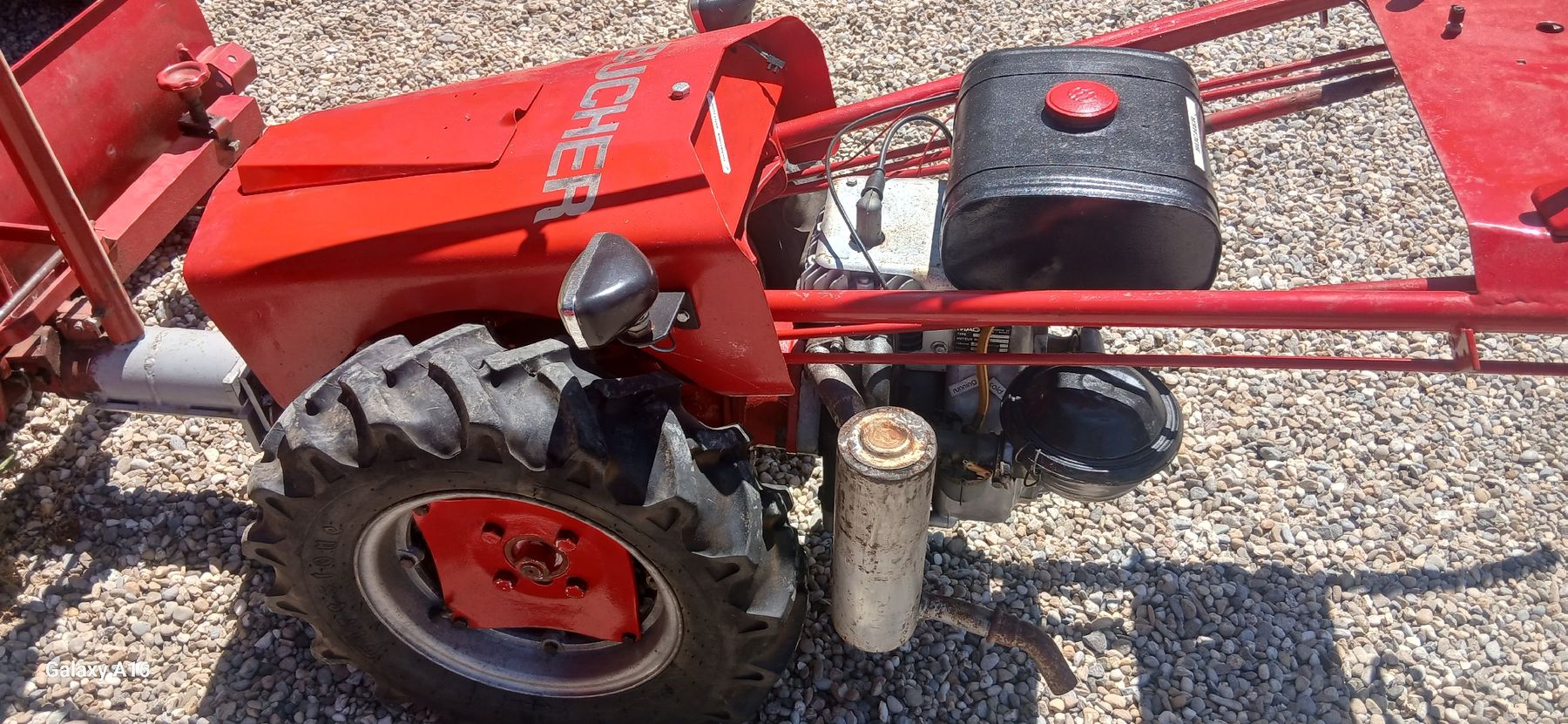 Bucher Traktoren: Bucher M600 mit Pflug – Gebraucht aus Altishofen von Buriod 1
