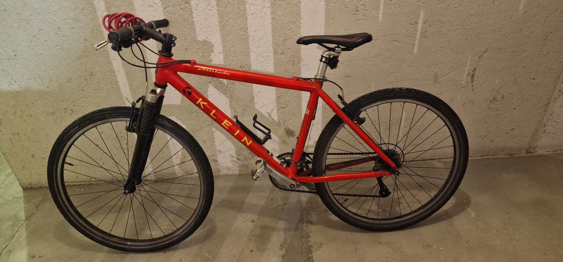 Klein Biciclette: Klein Attitude medium Stadtfahrrad – Usato da Adliswil venduto da sen_8c5d