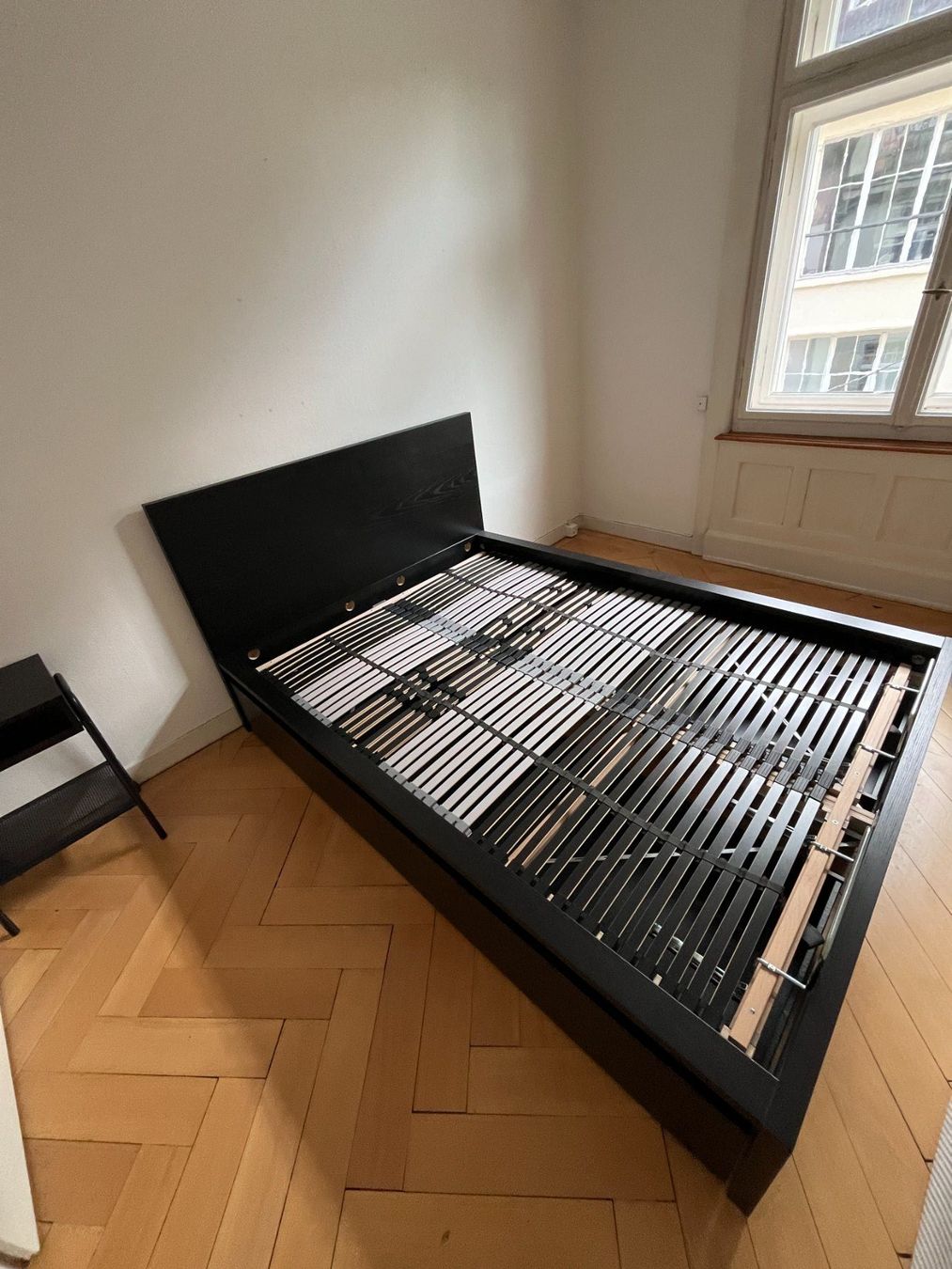 Ikea Betten: schwarzes IKEA-Bettgestell mit Schubladen – Gebraucht aus St. Gallen von emi_5dkv 4