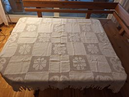 Wunderschöne Häkel/Tischdecke.