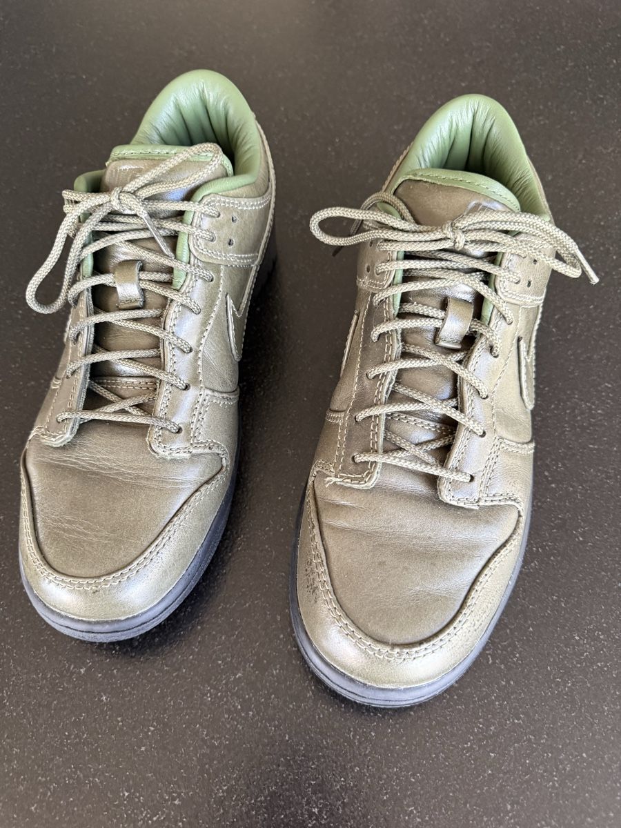 Nike Chaussures hommes: Nike Dunk Low Retro olive, Gr. 43 – D'occasion à Gerolfingen par Tiguan2011 2