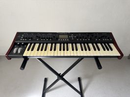 Behringer DeepMind 12 Synthesizer technisch einwandfrei