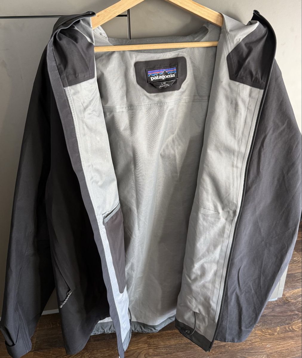 Patagonia Giacche: Patagonia Pluma Jacket Men Large Black – Usato da Basel venduto da coco_roro 1