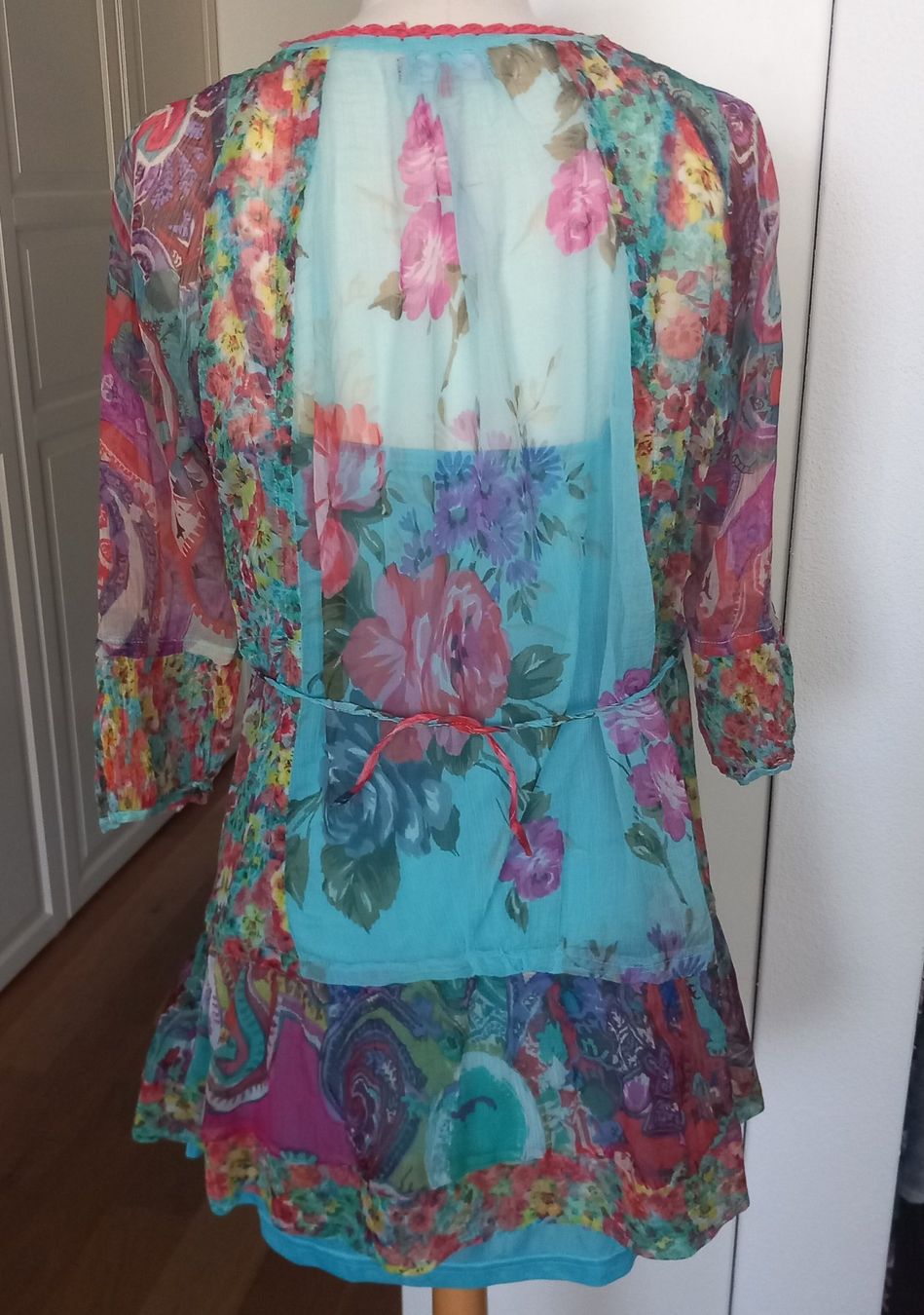 Tuniche: wunderschöne Derhy Tunika Gr. L Boho Shabby Farbig – Usato da Nottwil venduto da cecilia44 2