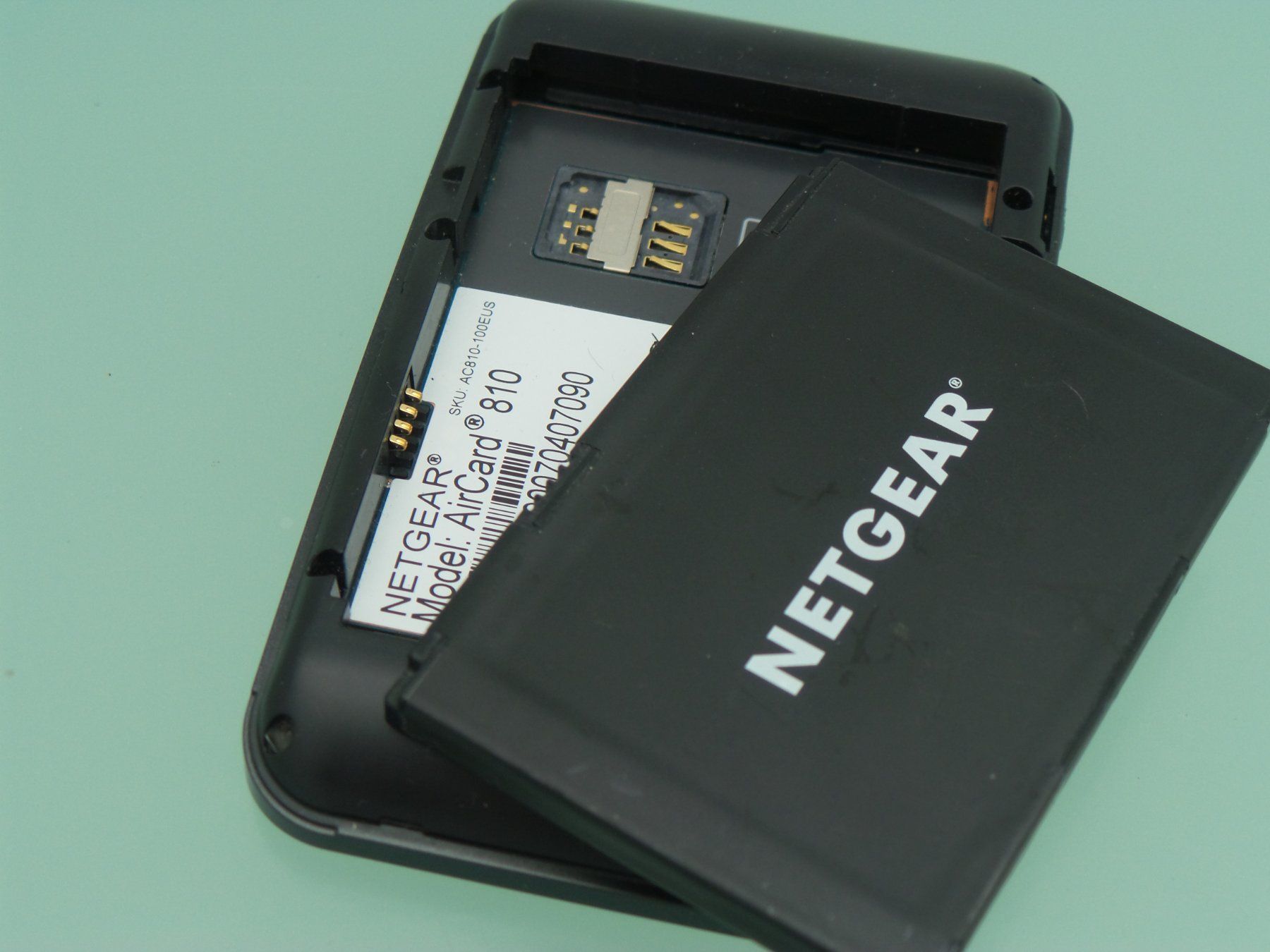 Netgear Modems & Router: Netgear AirCard 810 Touchscreen Mobiler Hotspot Top – Gebraucht aus Suberg von Lovelyfashion 2