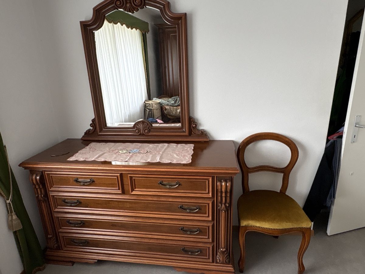Letti: Antike Schlafzimmer Einrichtung – Usato da Oftringen venduto da vinci22 3