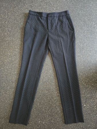 Zara Hose, neu mit Etikett, Gr. 34, schwarz weissen punkte