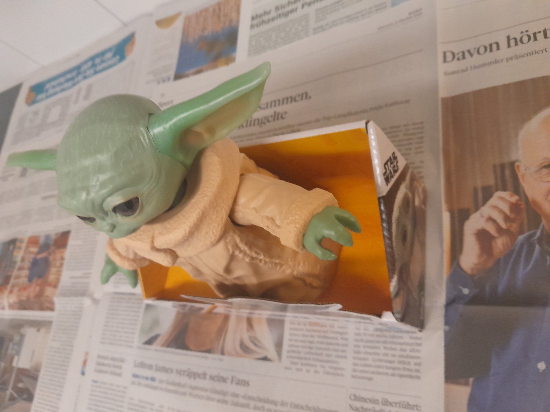 Star Wars Figuren: Star Wars The Mandalorian The Child ca.20cm – Neu (gemäss Beschreibung) aus Rüti ZH von Alemanni 2