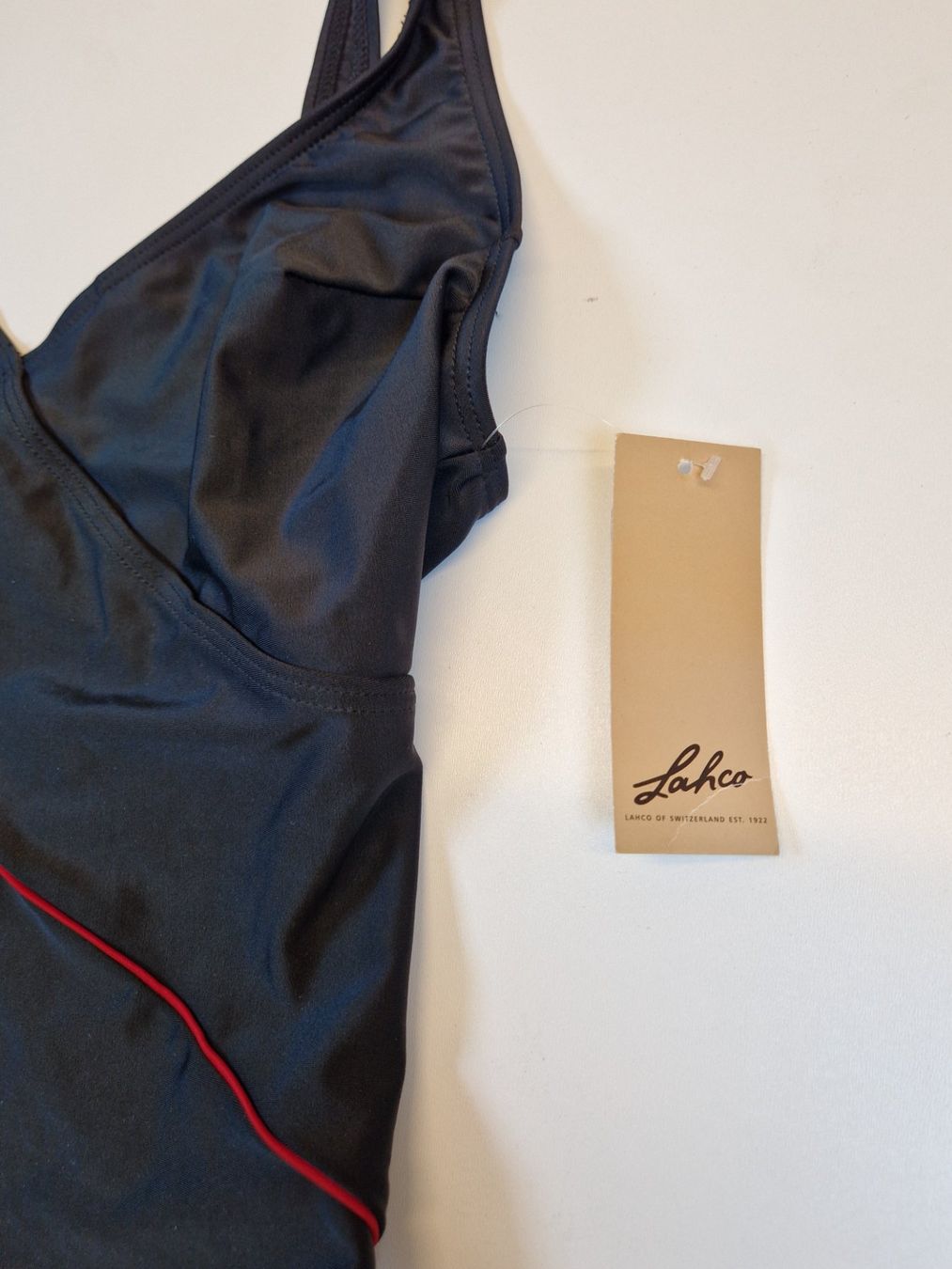 Lahco Badekleider & Bikinis: Badehose Damen 44B Lahco Basic Black Red / Rabatt 50% - 70%! – Neu und originalverpackt aus Braunau von Brand-Store 4