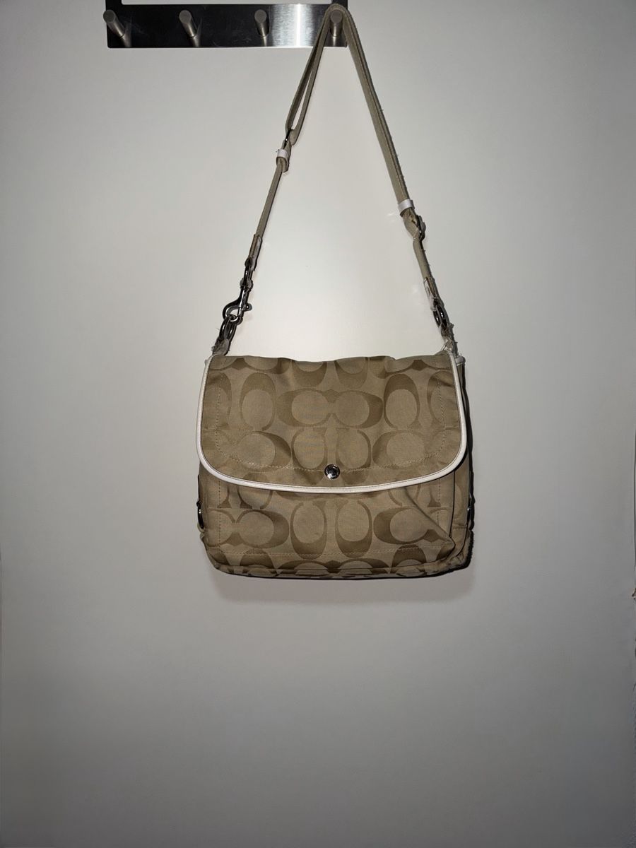 Coach Borse da donna: Original Coach Vintage Shoulder Bag – Usato da Vionnaz venduto da b_f_d_r_g