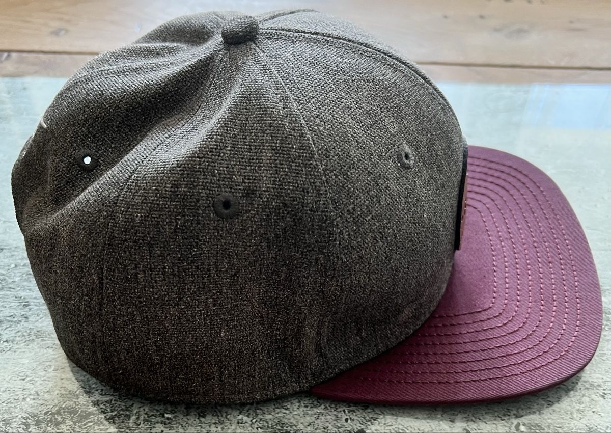Hüte, Mützen & Caps: Mütze Cap 🧢 Hut Biss – Gebraucht aus Sevelen von Ritiplampi 2