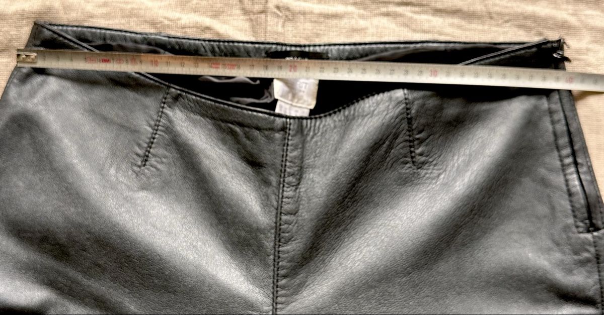 Esprit Pantaloni: Esprit leather Pants size S – Usato da Vevey venduto da ledidream 5