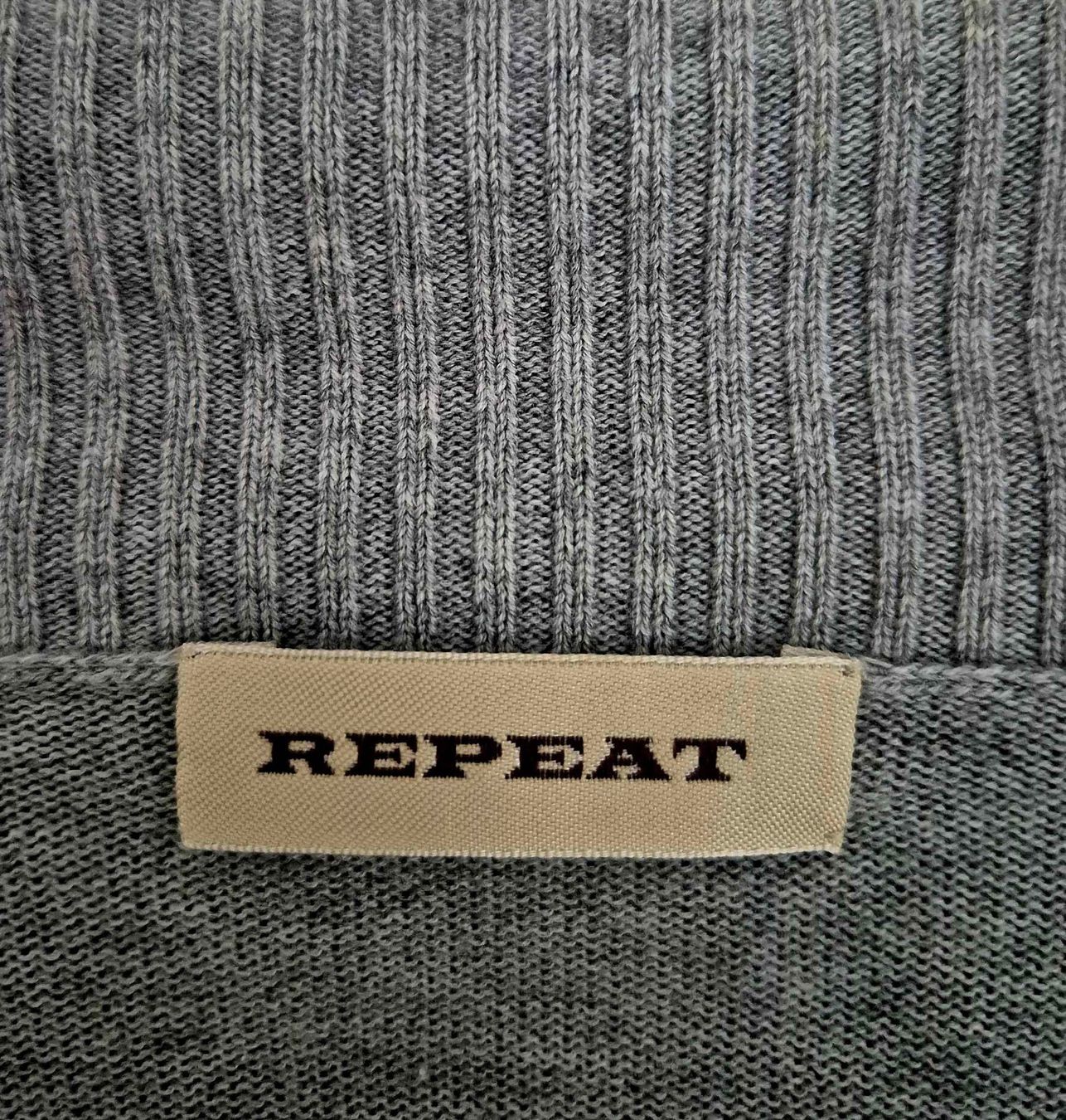 Giacche: GRAUE STRICKJACKE von REPEAT Gr.40, passt zu NILE – Nuovo (secondo la descrizione) da Algetshausen venduto da Engel-99 2