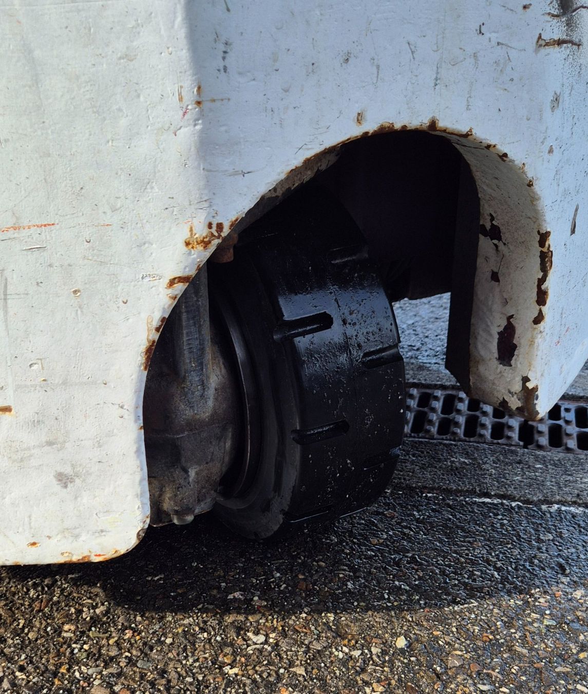 Carrelli elevatori e a forche: WENDIGER KLEINER ELEKTROSTAPLER 3-RAD Batterie 2019 – Usato da Steffisburg venduto da Forkliftpower 4