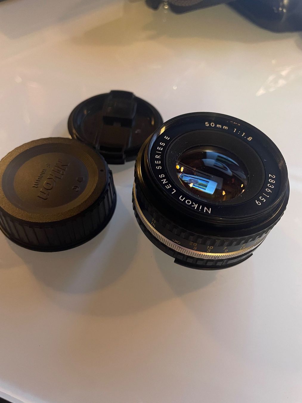 Nikon Obiettivi: Nikon E series f1.8 50mm – Usato da Embrach venduto da xenovolcano