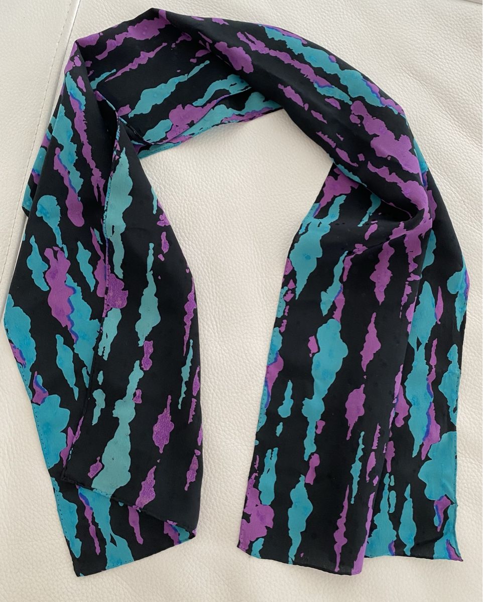 Foulard & Sciarpe: Seiden Schal 🌸 – Usato da Opfikon venduto da Luis144