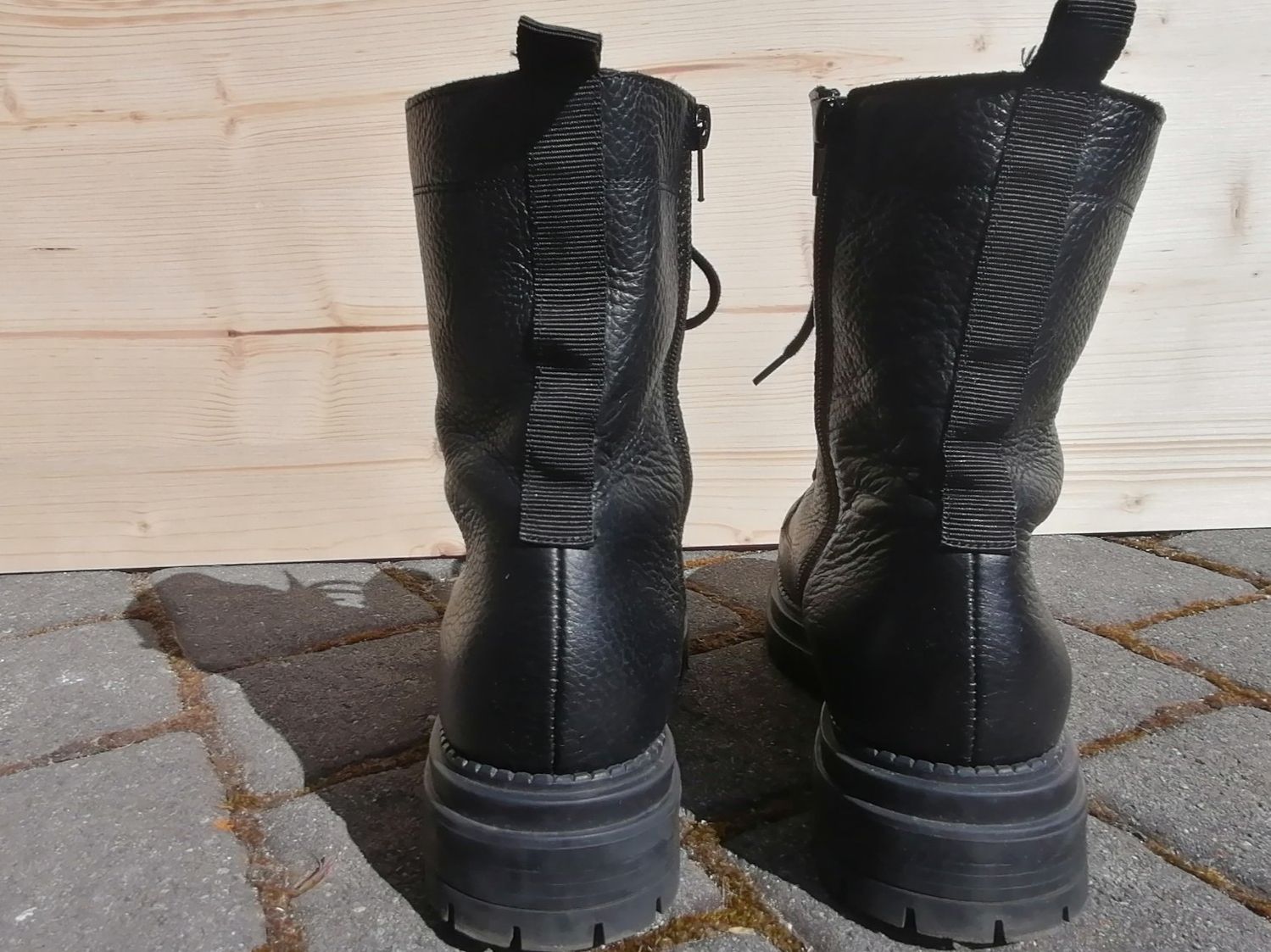 Dosenbach Scarpe da donna: Bottes noires en cuir – Usato da Verbier venduto da rit_bg9f 1