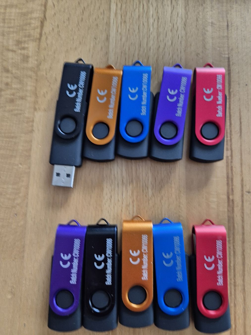 Chiavette USB: 10 USB Stick, 5x 1FB, 5x 2GB, neu – Nuovo (secondo la descrizione) da Vilters venduto da Fleiflomi