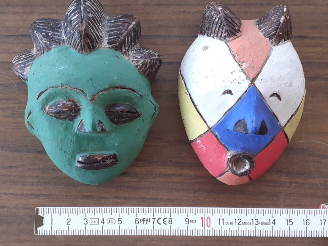 Arte internazionale: Afrikanische Masken – Usato da Mörschwil venduto da antiksalon 9