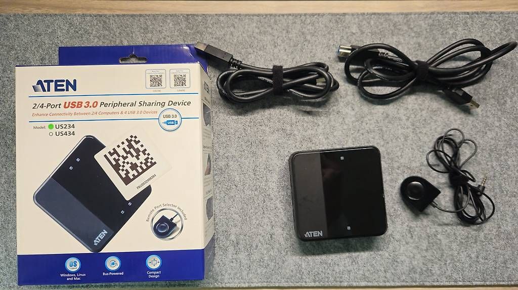 Hub & Switch: USB Switch - Aten USB 3.0 Sharing Switch: 2 Port – Usato da Zürich venduto da adijudo