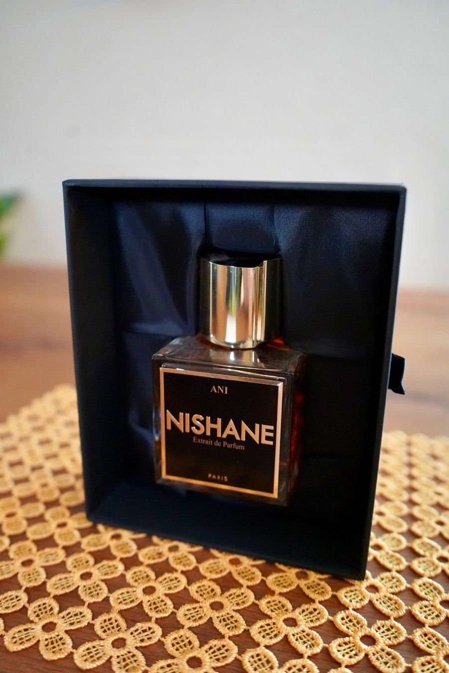 Nishane Profumi & Eau de Toilette: Nishane Ani Extrait de Parfum 100ml – Nuovo (secondo la descrizione) da Einigen venduto da ScentSational 1