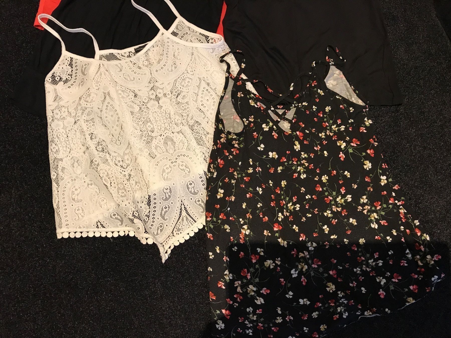 Lotti & Set di vestiti: Kleiderpaket Top‘ s Gr XS/S – Usato da St. Margrethen SG venduto da kellenbh 1