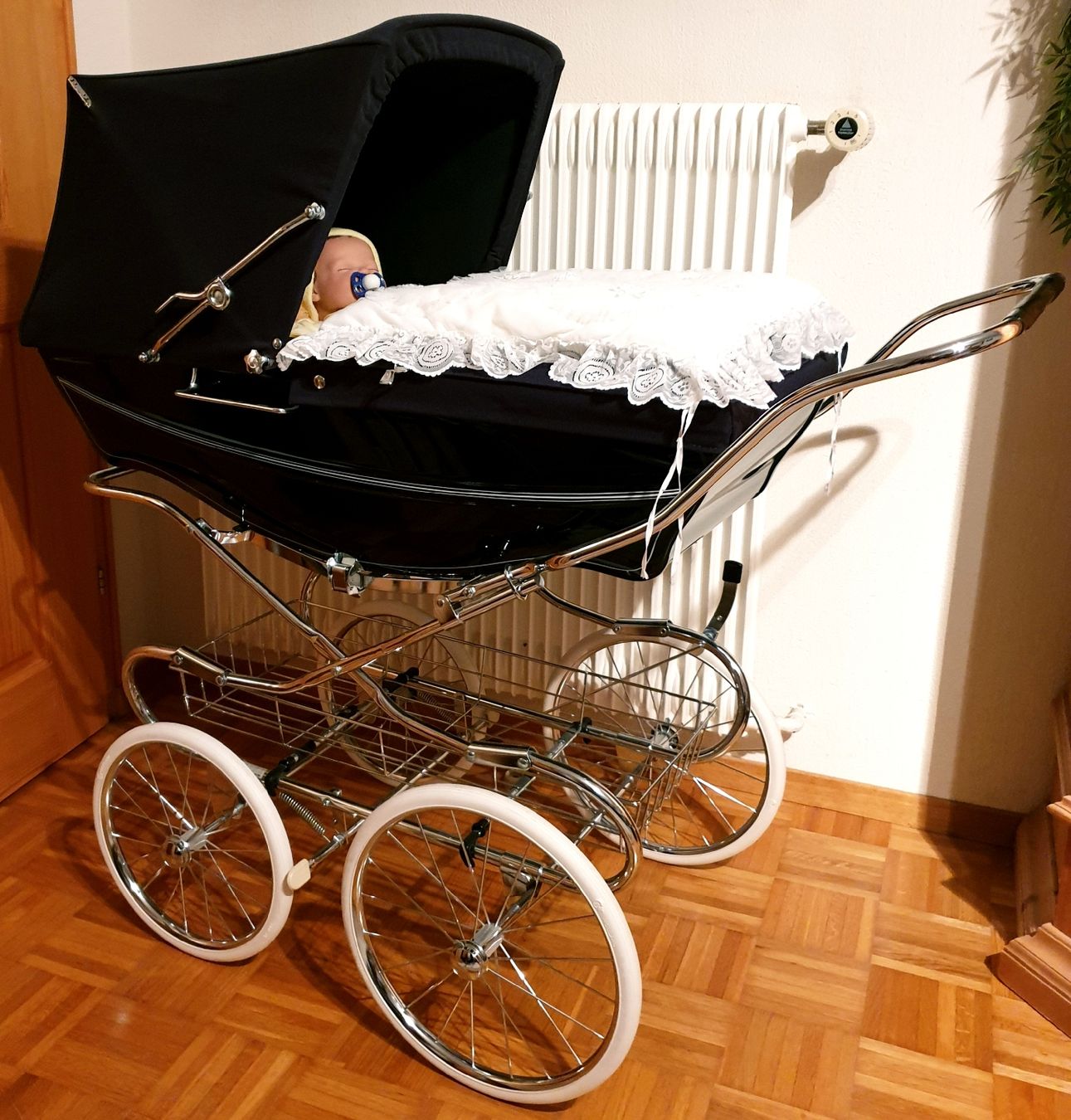 Kinderwagen: SilverCross Kinderwagen neu NP 3500.- – Neu (gemäss Beschreibung) aus Bonaduz von Kr12pn