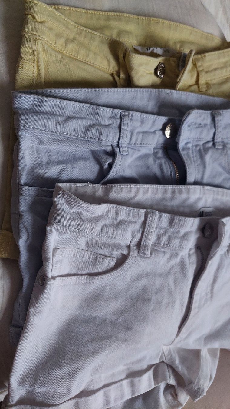H&M Lotti & Set di vestiti: Short in gelbe Farbe/ Gr.146&152 – Nuovo (secondo la descrizione) da Basel venduto da O-MEGA 3
