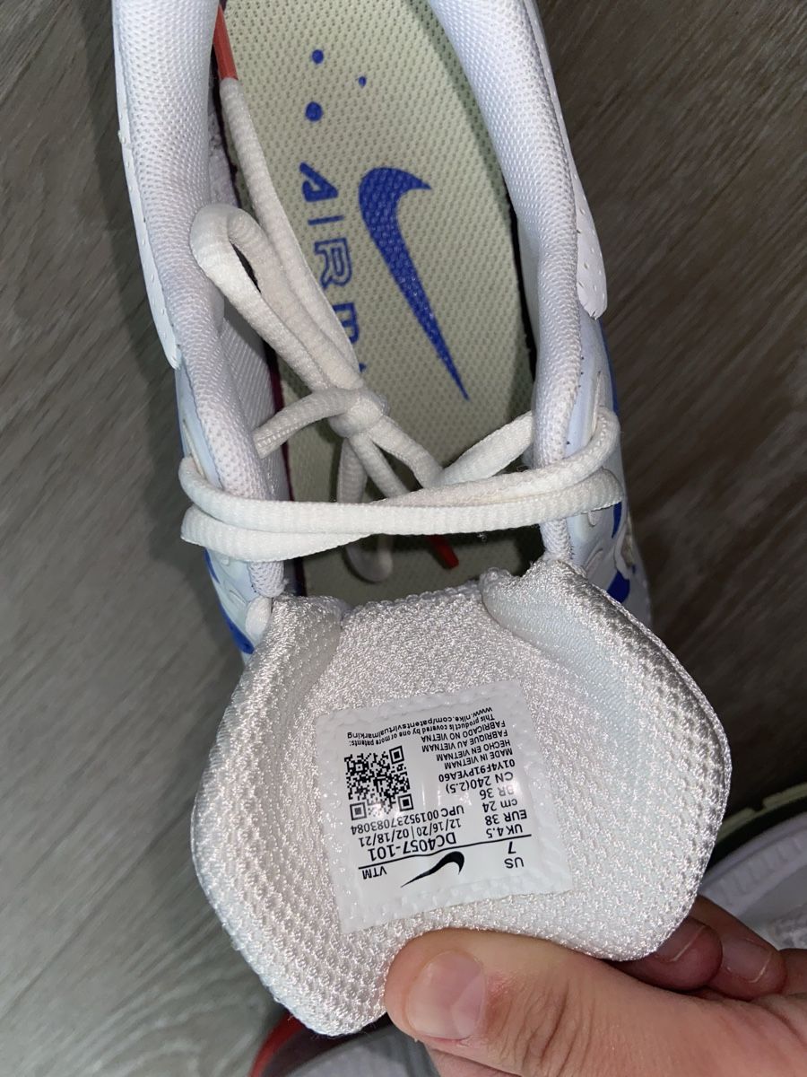 Nike Scarpe da donna: Nike sneaker – Usato da Volketswil venduto da DeAngela 1